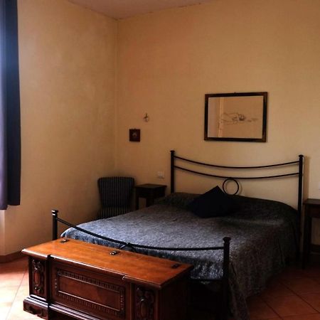 Iris Casa Vacanza Appartamento Firenze Esterno foto