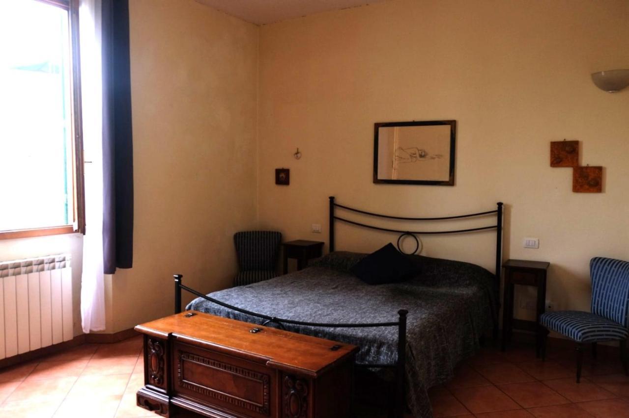Iris Casa Vacanza Appartamento Firenze Esterno foto