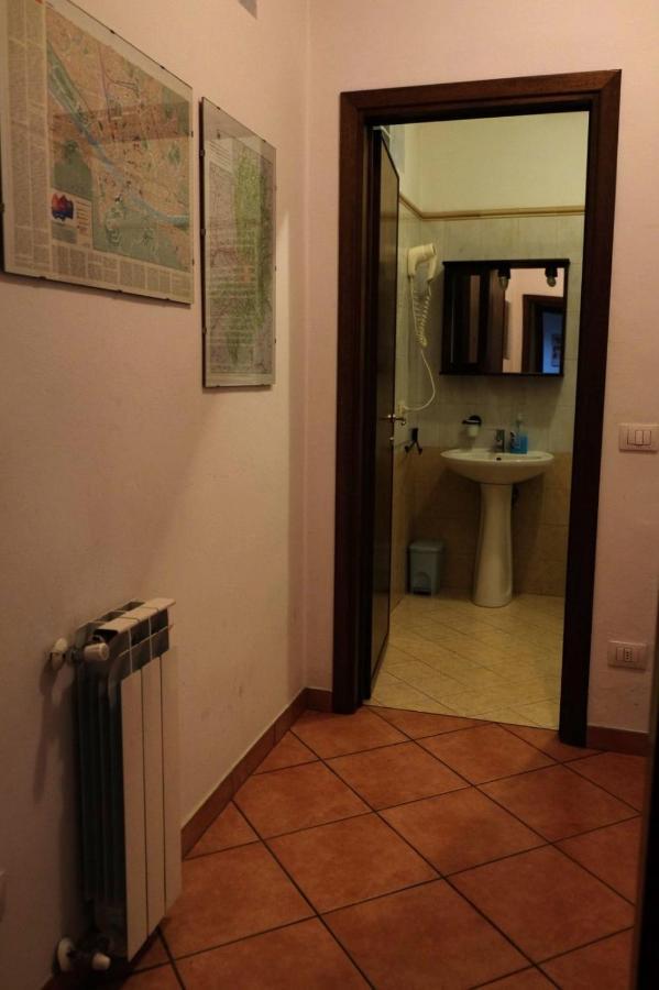 Iris Casa Vacanza Appartamento Firenze Esterno foto