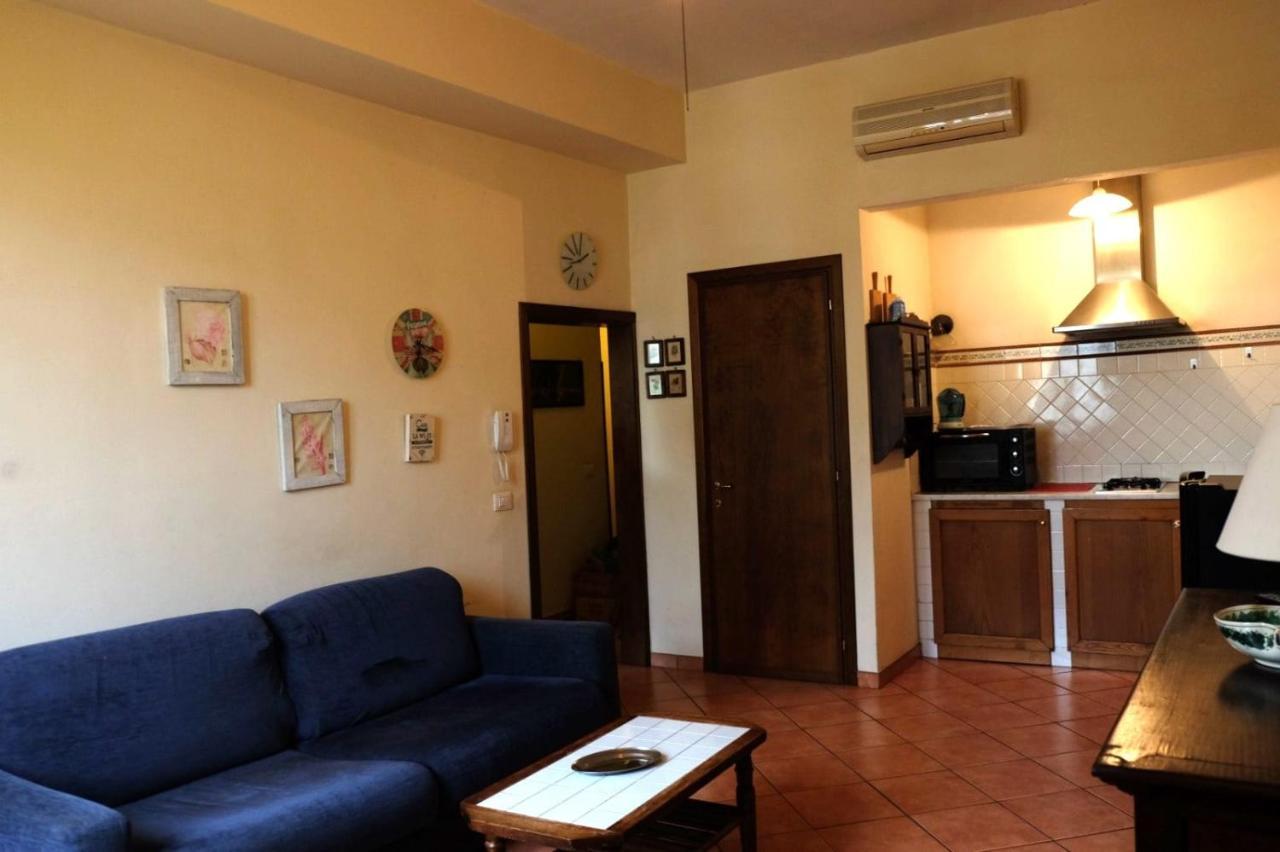 Iris Casa Vacanza Appartamento Firenze Esterno foto